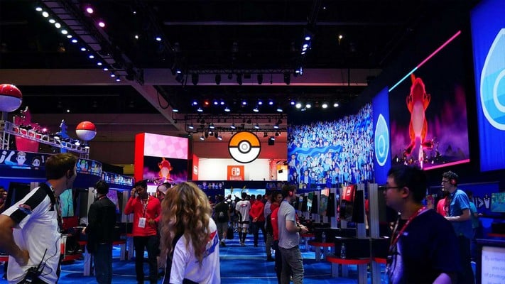 E3
