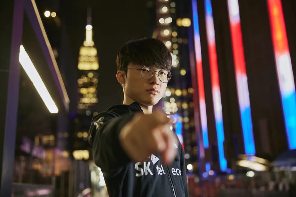 jogador profissional do mundial de league of legends 2022