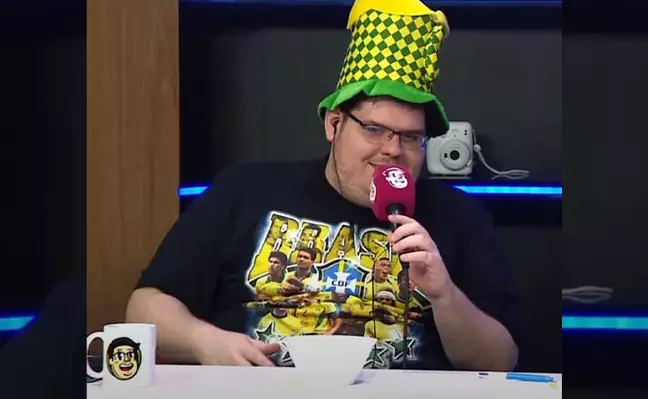 Foto do streamer Casimiro tirada durante sua live na copa do mundo