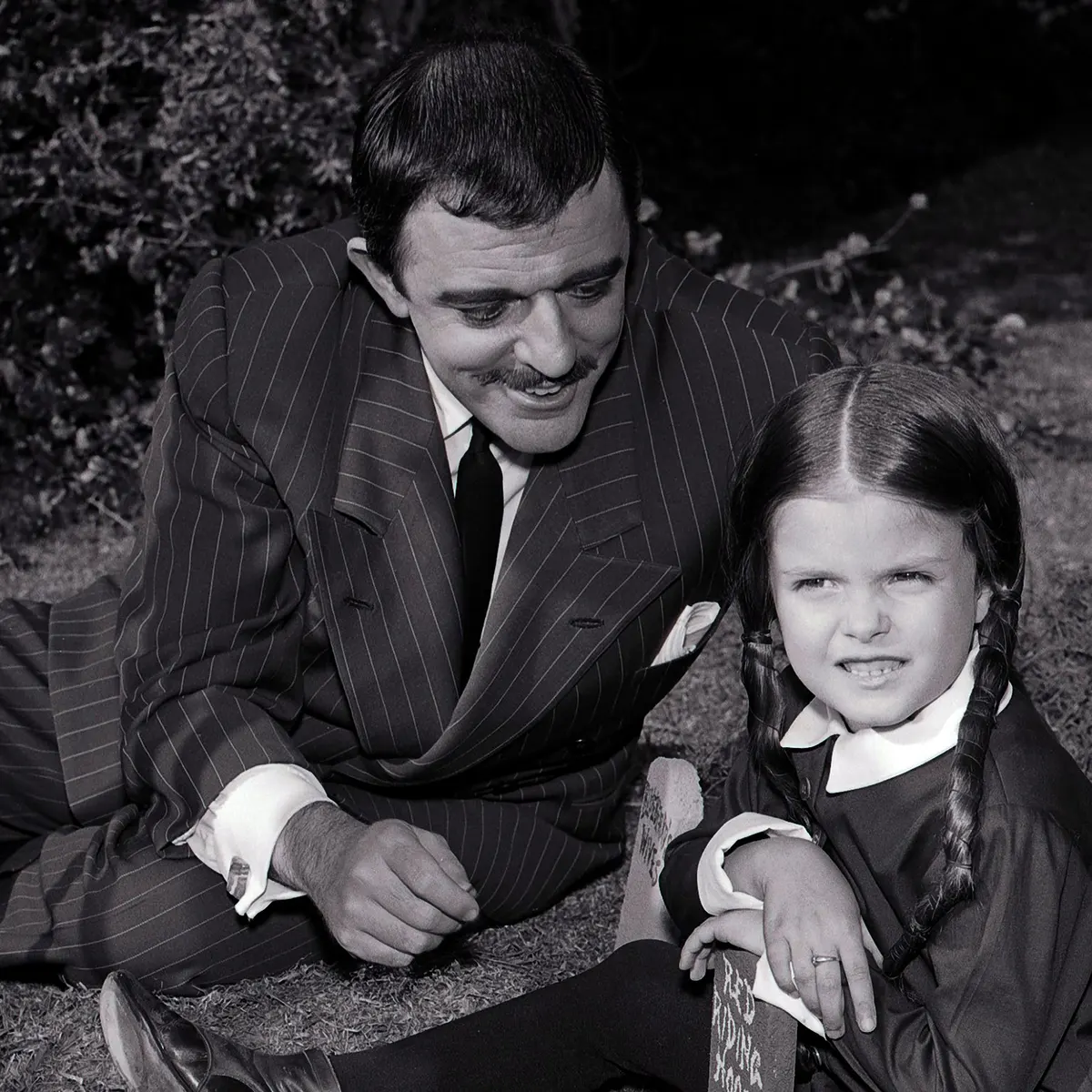 Imagem da primeira Wandinha, da Família Addams.