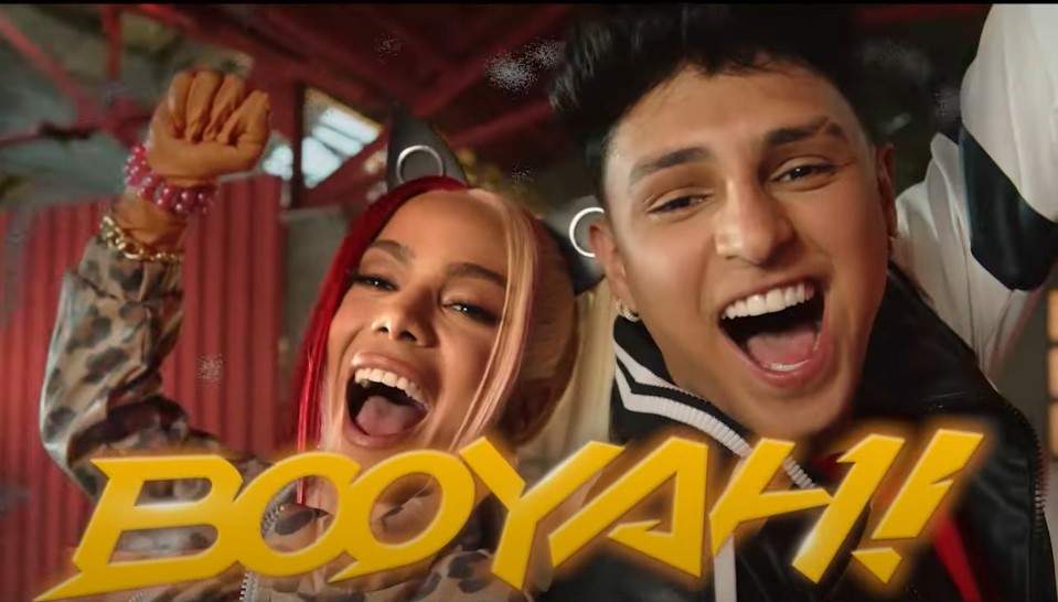 Imagem de NoBru e Anitta em promoção Prezão Free Fire